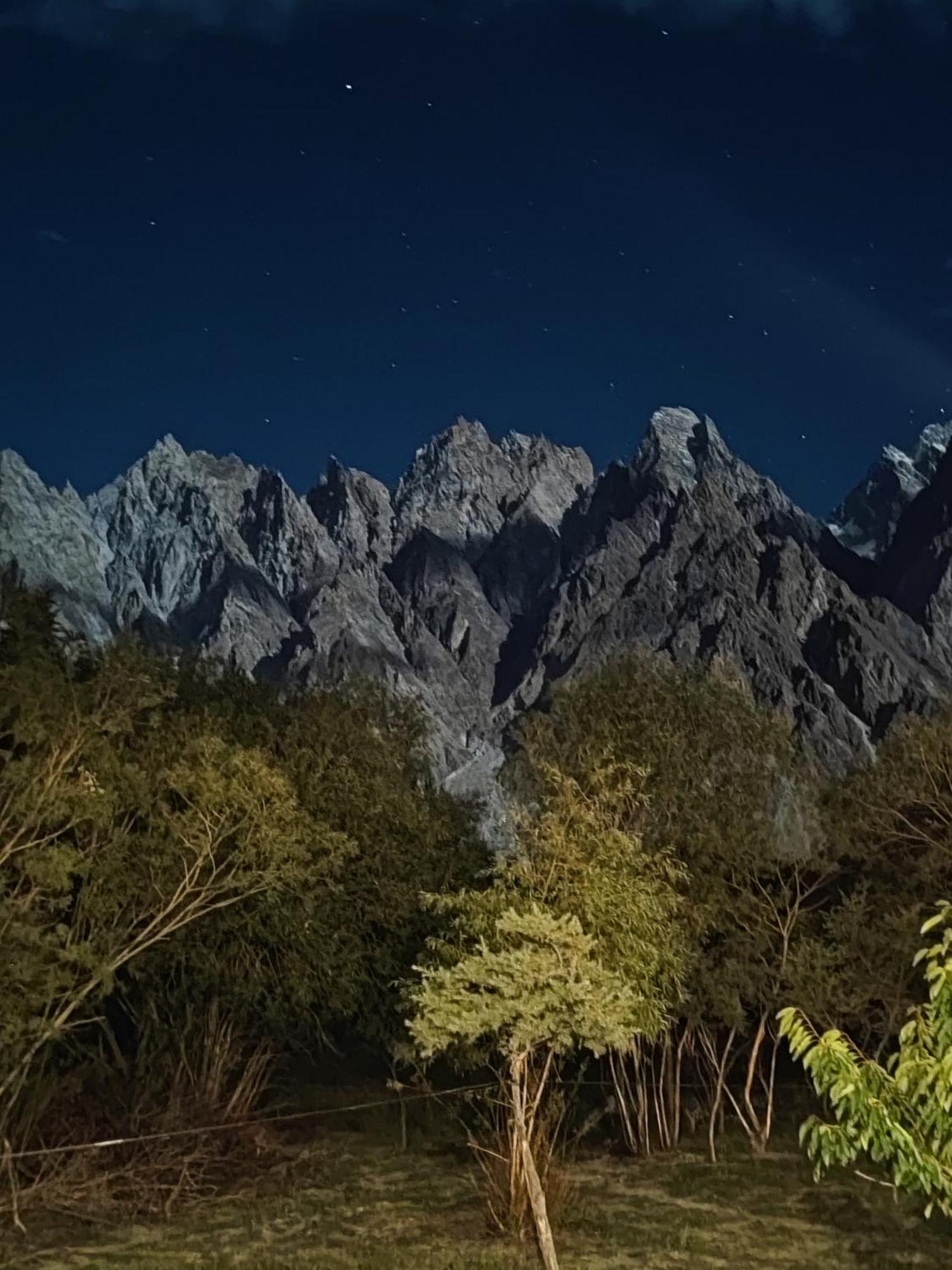 Passu Cones Hotel Pasu Exterior foto